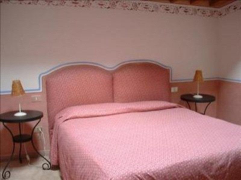 Villa Ulivi ฟลอเรนซ์ ห้อง รูปภาพ
